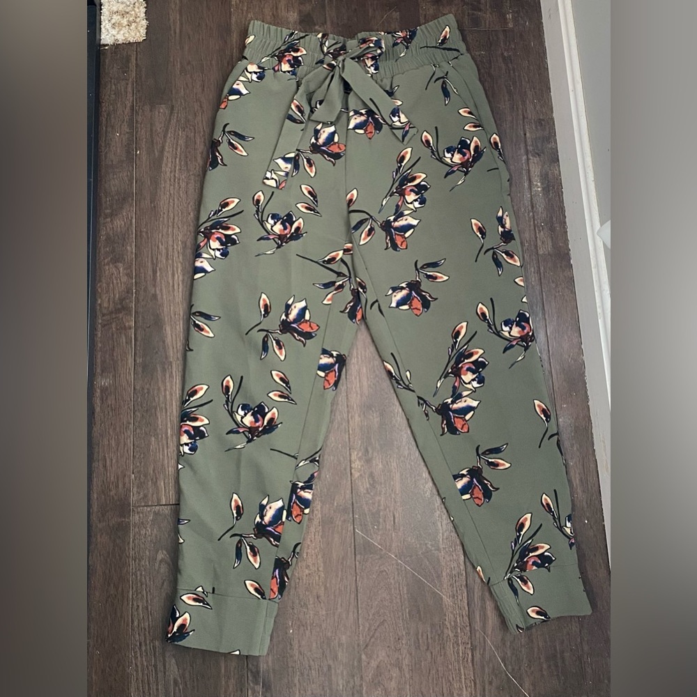 Flowered Print Pants